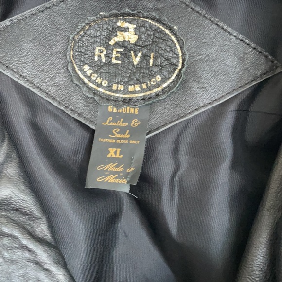 Vintage Fringe Black Leather Jacket - Picture 5 of 9